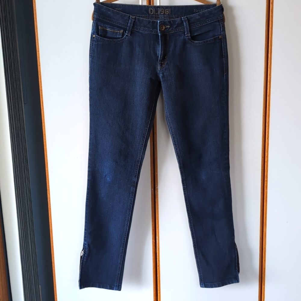 DL1961 Britney 29 Slim Straight Zipper Ankle Jeans